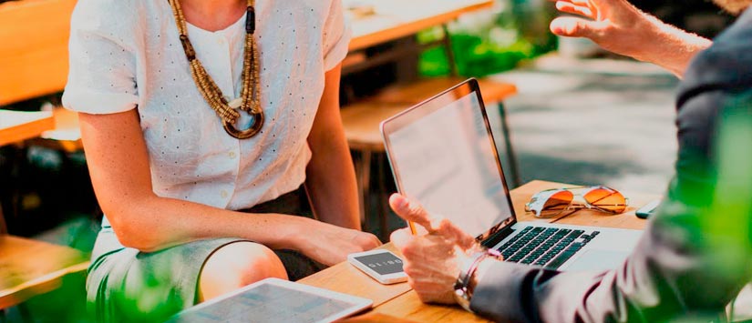 La entrevista como recurso infalible al enviar una newsletter